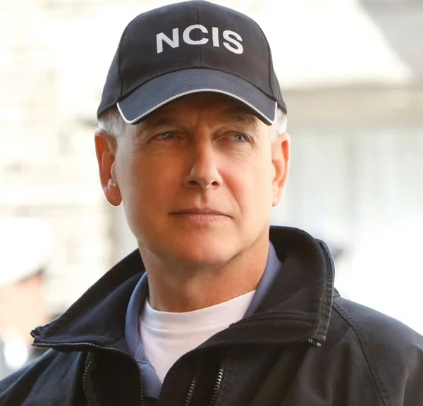 “Gibbs n’est plus seul” La série NCIS signe le retour de l’acteur Mark Harmon et annonce le plus grand crossover de toute la série