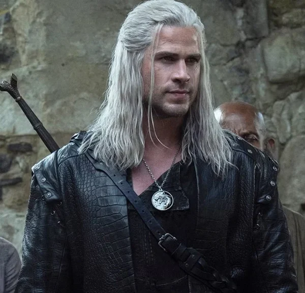“Une telle aisance” La saison 4 de The Witcher se fait flinguer, mais la créatrice de la série est totalement fan du remplaçant de Henry Cavill