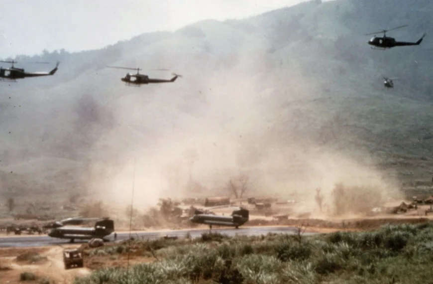 Quasiment introuvable en France… Il y a 50 ans, ce chef-d’oeuvre a remporté un Oscar, il porte un terrible regard sur la guerre