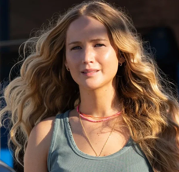 "C’est le film le plus incroyable que j’ai vu de toute ma vie" Jennifer Lawrence revient sur ce film qui a pourtant bidé au cinéma !