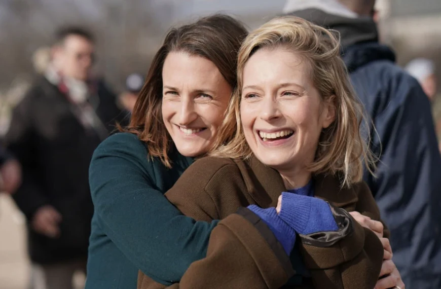 Netflix : cette série française est tellement géniale qu'après un remake britannique, c'est la Chine qui se l'arrache !