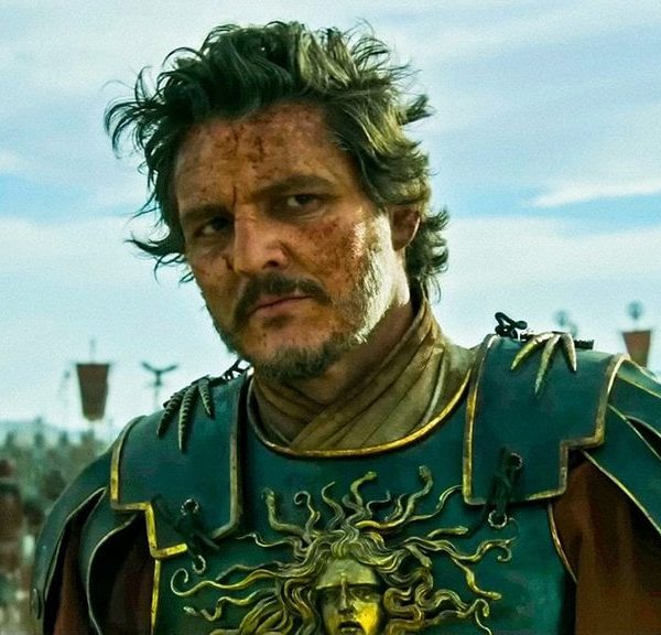 "Je préfère me faire jeter d'un bâtiment" : Pedro Pascal ne veut plus jamais se battre contre cet acteur