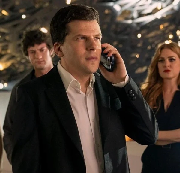 “Vous me volez” Cette star d'Hollywood ne plaisante pas avec l’utilisation de l’IA : elle a décidé d’employer les grands moyens !