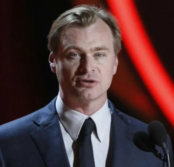Dans son prochain film, Christopher Nolan a accompli ce qu'aucun autre réalisateur n'a réussi à faire avant lui !