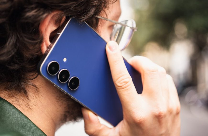 Comment enregistrer un appel téléphonique avec votre Samsung Galaxy S25 ?