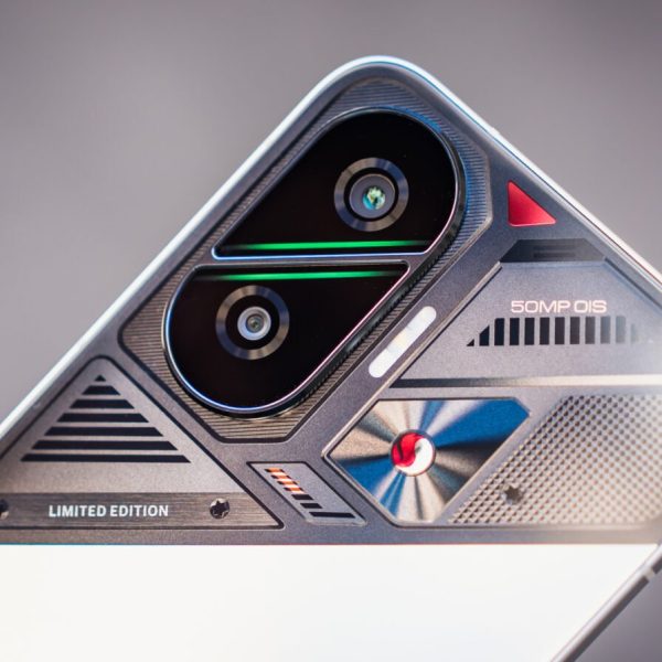 Si vous êtes allergique à Samsung et Apple, le Poco F7 est un excellent choix, surtout à -44% 👌