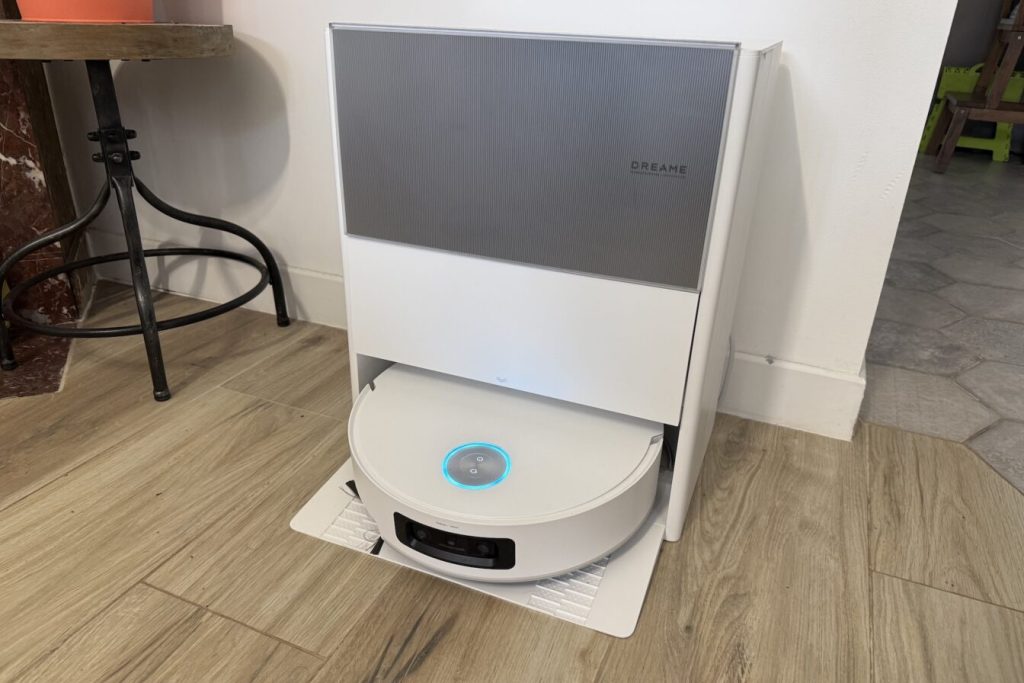 Test Dreame Aqua10 Ultra Roller : l’aspirateur robot qui bichonne la serpillère pour prendre soin de la maison