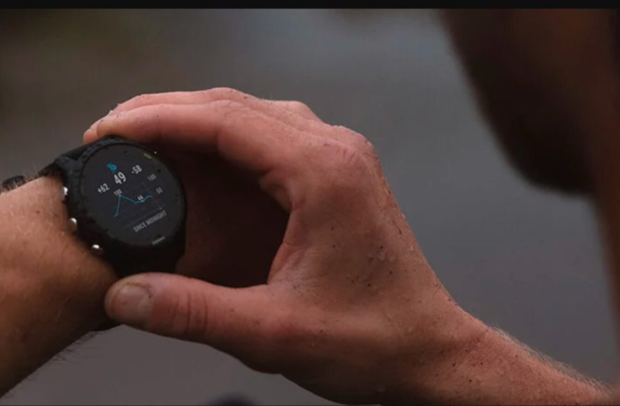 Forerunner 255 : star de sa gamme, cette montre Garmin se fait découper en deux (-47%) 🤯