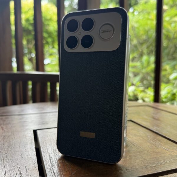 Poco F8 Ultra : attention, ce smartphone a tout pour faire mal à Samsung