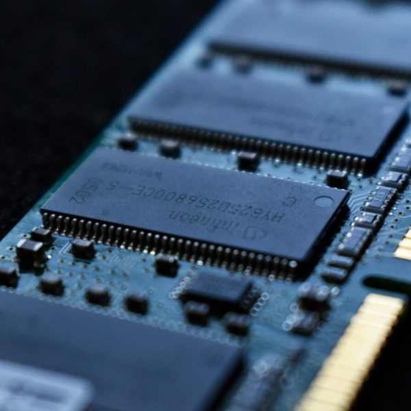 Smartphones, PC, consoles… Tout va coûter plus cher, et c’est la faute de l’IA