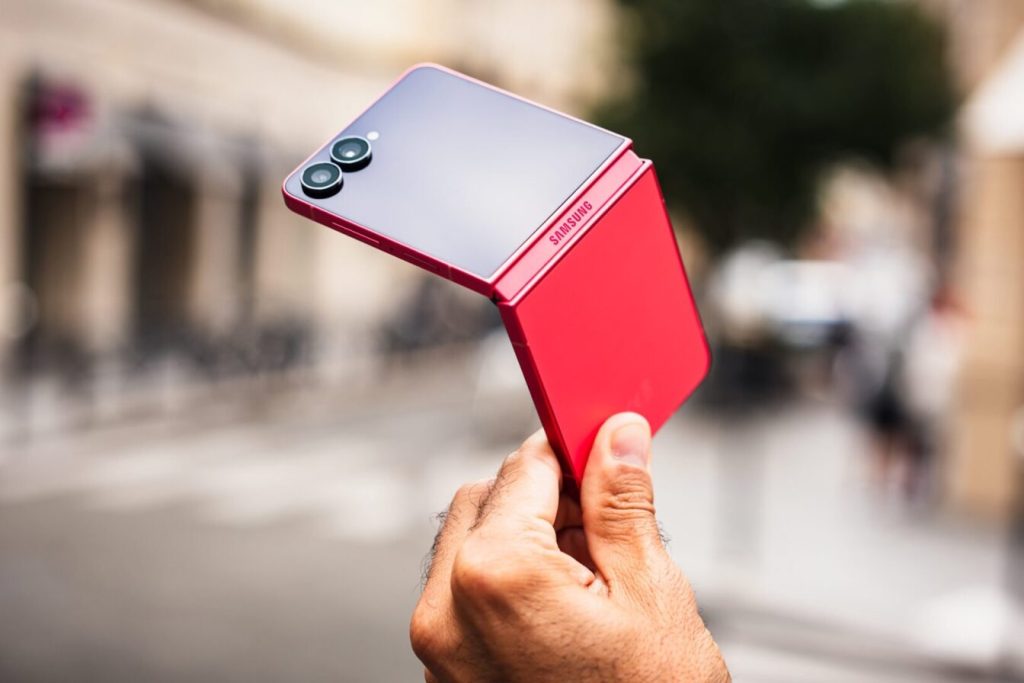 Galaxy Z Flip 8 : Samsung passerait enfin à la vitesse supérieure