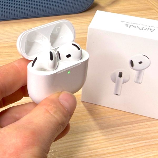 Black Friday AirPods 4 : les écouteurs Apple reviennent à moins de 92 € grâce à cette double réduction
