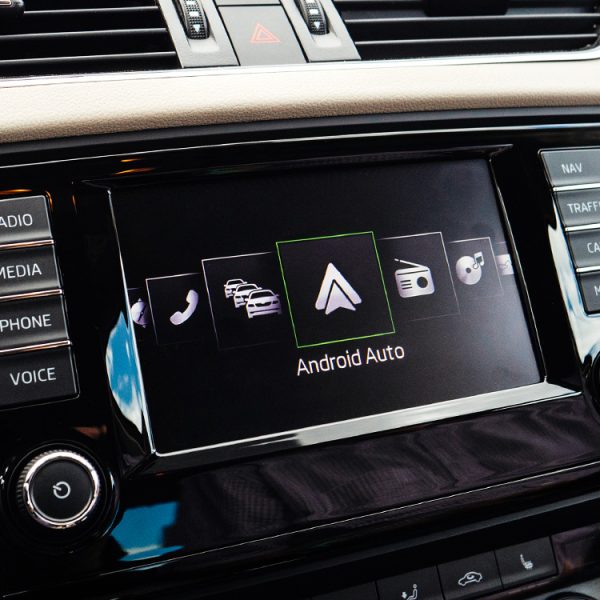 Android Auto : les widgets arrivent bientôt, vous pourrez les customiser comme bon vous semble