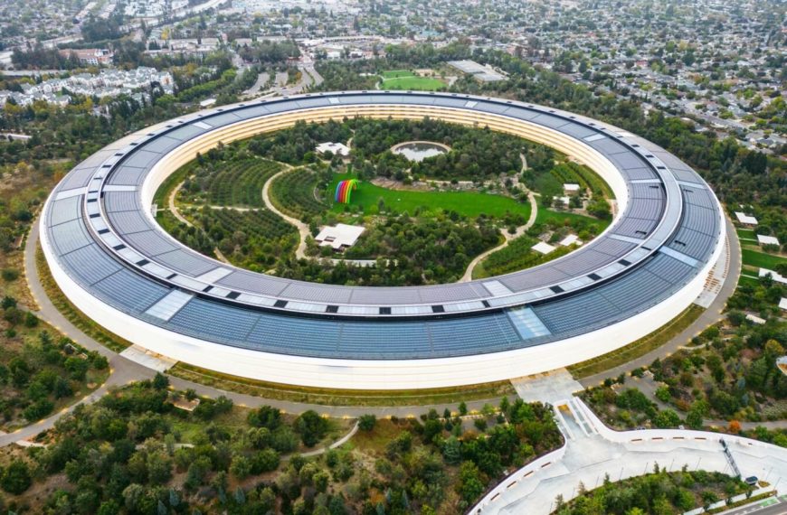 Apple supprime des dizaines de postes chez ses commerciaux