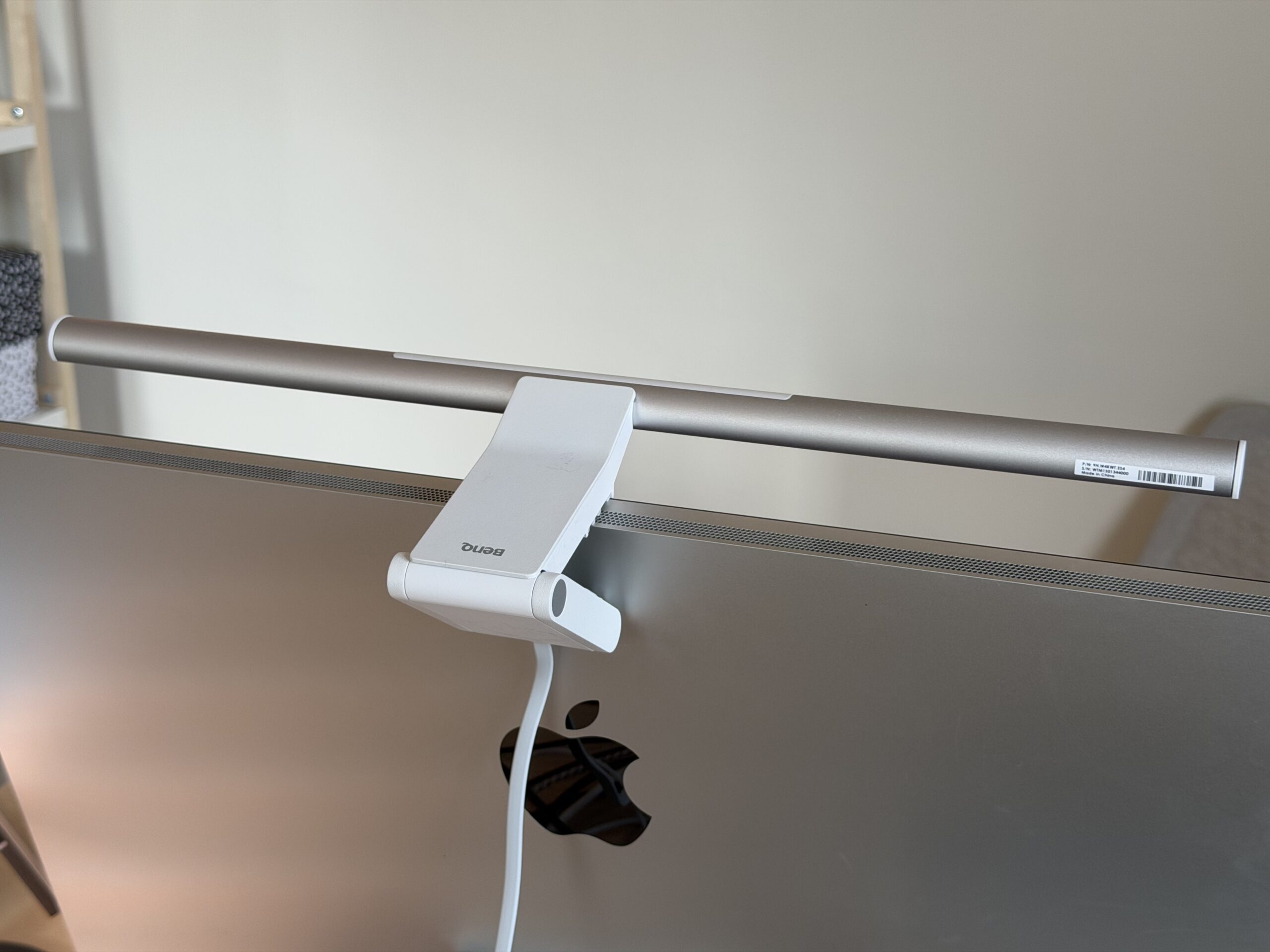 BenQ ScreenBar Pro : la lampe de bureau que je prenais pour un gadget (et que je ne peux plus quitter)