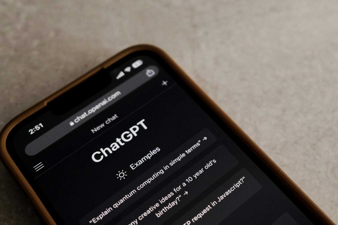 ChatGPT attaqué pour « homicide involontaire » et « suicide assisté » aux États-Unis