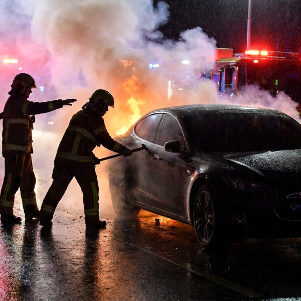 La Chine va peut-être interdire les poignées de porte rétractables des voitures