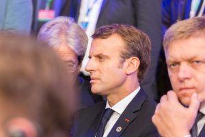 Emmanuel Macron dénonce la « peur » européenne face à la pression américaine