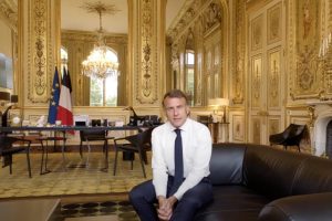 Pour les victimes de cyberharcèlement, Emmanuel Macron veut créer un nouveau référé