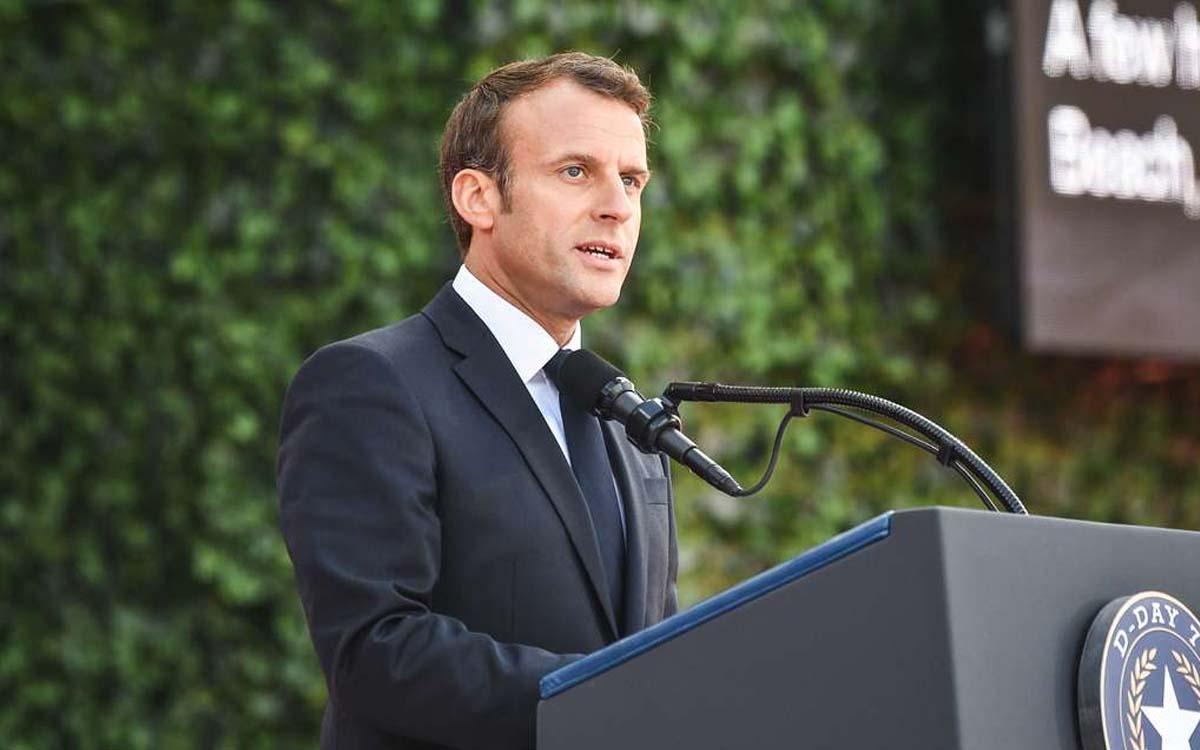 Bientôt la fin des téléphones portables dans les lycées ? Emmanuel Macron veut y étendre le dispositif Portable en pause dès « la rentrée prochaine »