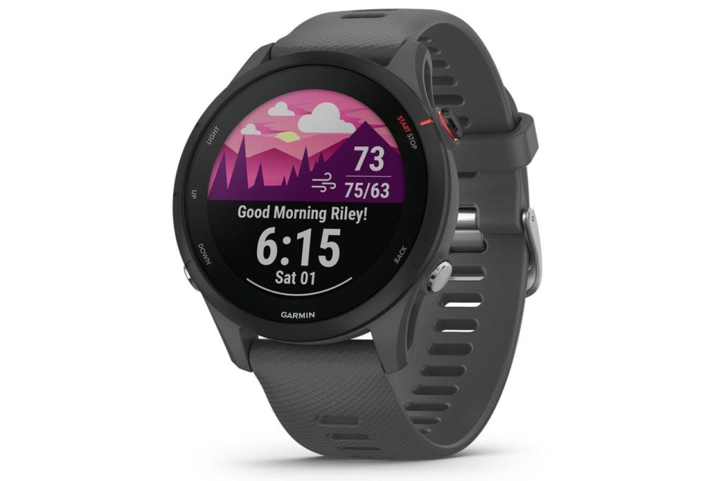Garmin Forerunner 255 : la montre GPS prend cher et ne coûte plus grand chose à Black Friday (-46%)