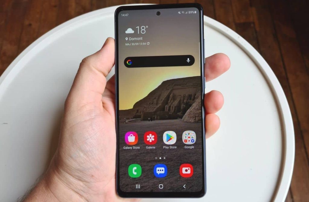 Un Samsung Galaxy S très populaire devient obsolète, il obtient son ultime mise à jour