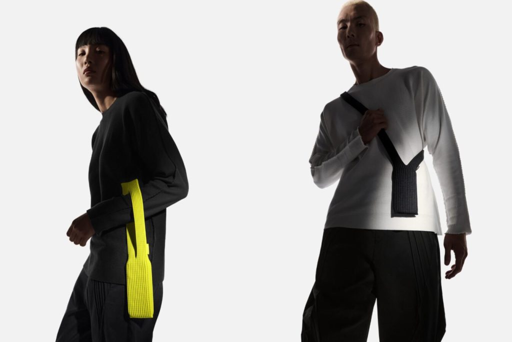 iPhone Pocket : Apple et Issey Miyake lancent une chaussette/bandoulière pour iPhone à un prix délirant