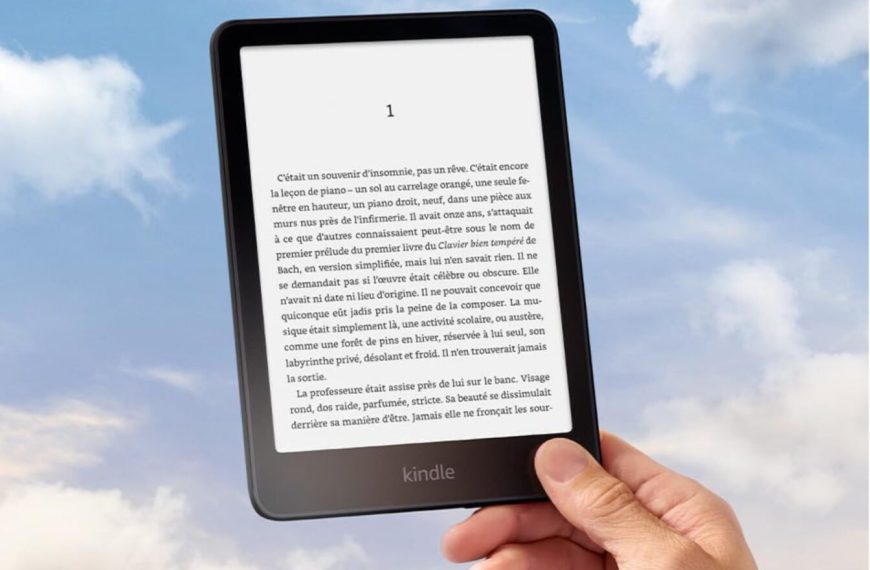 Amazon vend la Kindle pour des babioles, il veut que chaque Français ait la sienne à Noël 🎅