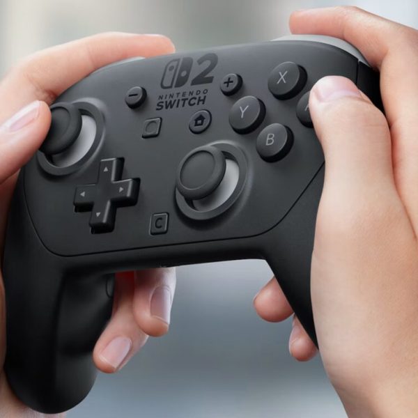 Après le déstockage de la Switch 2, Nintendo fait une razzia sur la manette Pro à un prix de dingue 🎮