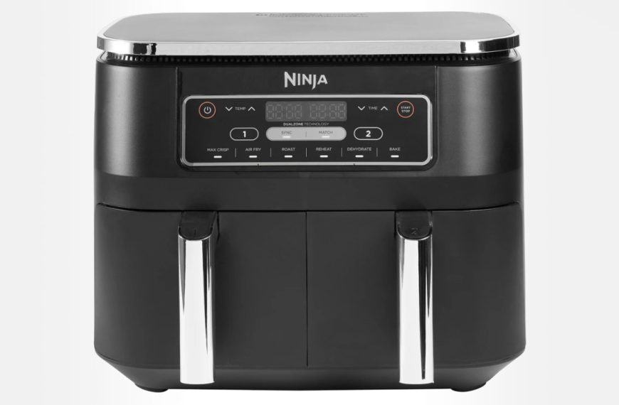 Ninja Foodi 7,6 L : l’iconique airfryer avec deux compartiments est à son prix le plus bas, c’est une affaire !