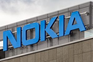 Nokia mise tout sur l’IA et taille dans ses effectifs en France