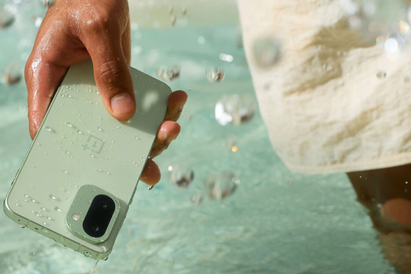 OnePlus termine 2025 en force : smartphone, tablette et montre débarquent juste avant Noël