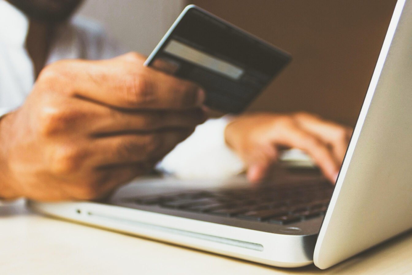 4 astuces pour détecter les fausses promos pendant le Black Friday