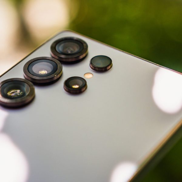 Galaxy S25 Ultra : c’est le plus premium chez Samsung et il est à -47% ce week-end ⚡️