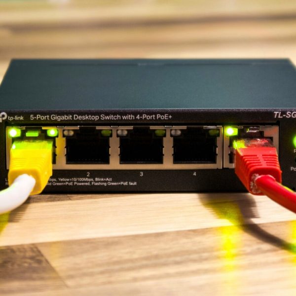 La guerre des routeurs : TP-Link accuse Netgear de dénigrement à un milliard de dollars