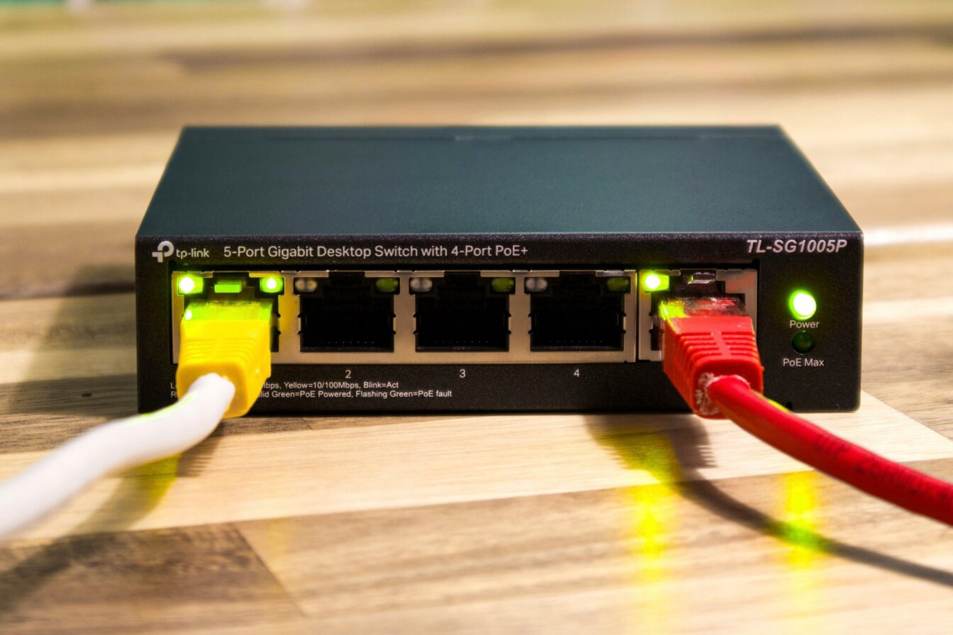 La guerre des routeurs : TP-Link accuse Netgear de dénigrement à un milliard de dollars