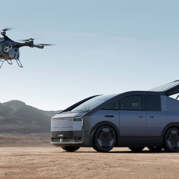 Ce n’est plus de la science-fiction, la voiture volante sort de l’usine de ce constructeur chinois