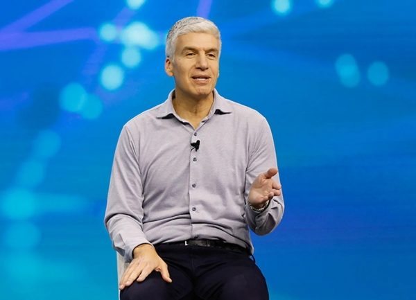 HPE unifie ses forces réseau pour les usines IA