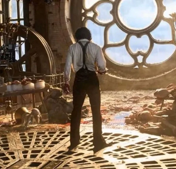 "L'atmosphère est oppressante" Sur le tournage de Frankenstein, Guillermo del Toro n'a pas toujours été à l'aise malgré son expérience