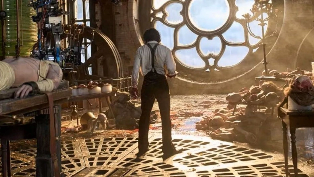 "L'atmosphère est oppressante" Sur le tournage de Frankenstein, Guillermo del Toro n'a pas toujours été à l'aise malgré son expérience