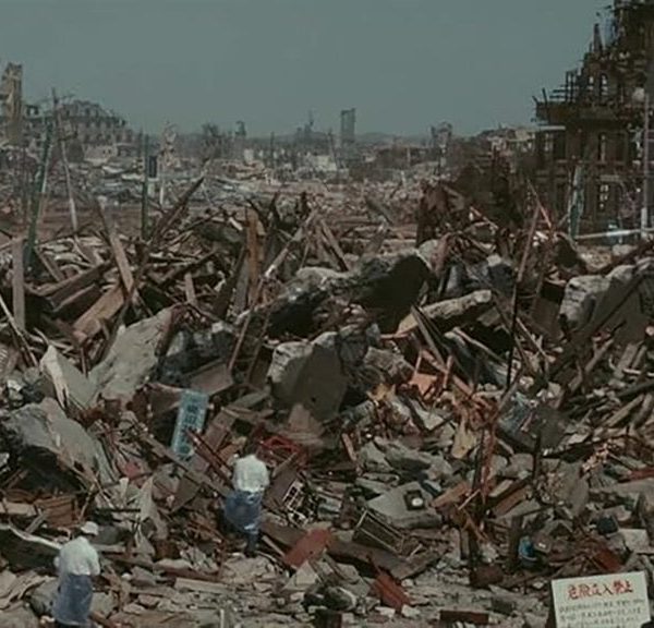 “Formidable” Christopher Nolan encense ce film de science-fiction qui a secoué la planète en 2023 : il n’a coûté que 15 millions de dollars !