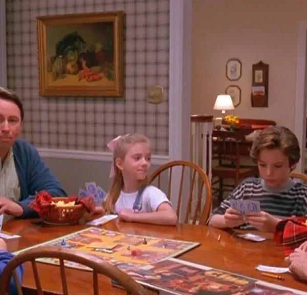 Il y a 30 ans, cette actrice était inconnue et n’apparaissait que quelques secondes dans ce film : elle est désormais l’une des stars les mieux payées au monde !