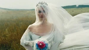 Le "Titanic de cette génération" Margot Robbie et Jacob Elordi ont la pression, selon la réalisatrice