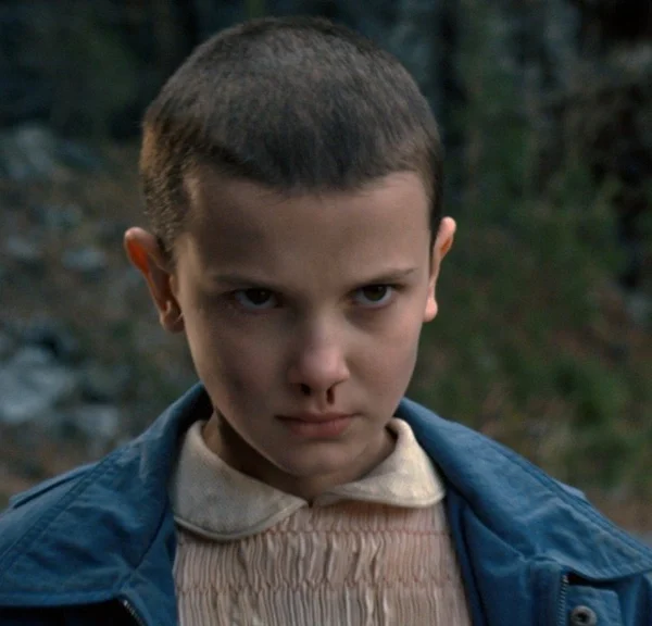 Stranger Things : "11" a rencontré cet acteur à 11 ans. Depuis, il a joué avec elle dans la série et il a même célébré son mariage