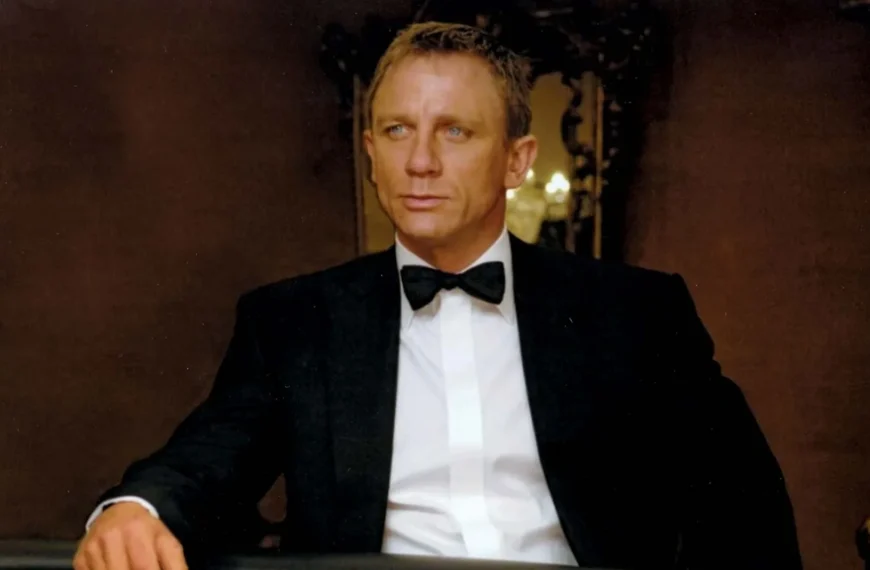 "J'étais tellement mal à l'aise" Cette star de Jurassic Park aurait dû incarner James Bond, mais le destin en a décidé autrement