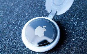 Des améliorations clés de l’AirTag 2 ont fuité : le tracker Bluetooth d’Apple s’apprête-t-il à éclipser définitivement ses rivaux ?