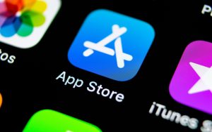 iPhone : préparez à voir beaucoup plus de pubs sur l’App Store, Apple ouvre les vannes