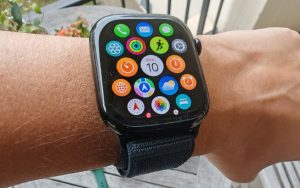 Apple Watch Series 10 : Apple remplace gratuitement certains modèles à cause de ce petit défaut de revêtement