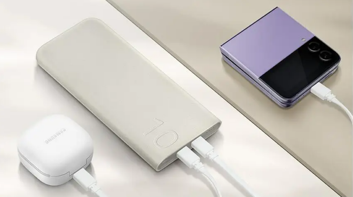 Cette batterie Samsung 10 000 mAh qui charge deux appareils en même temps tombe à 9,99 euros au lieu de 49,99 euros !