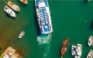 La police arrête deux espions soupçonnés d’avoir implanté un malware capable de contrôler un ferry à distance